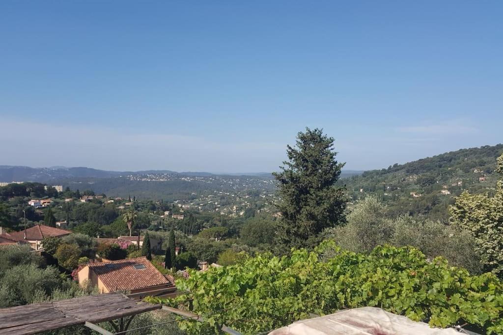 De 1 A 6 Avec Terrasse Solarium, Vue Panoramique Et Parking Gratuit Apartment Grasse Exterior photo