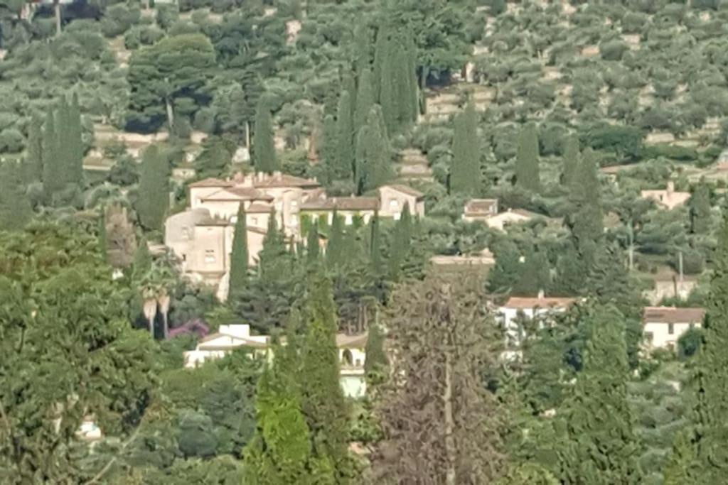 De 1 A 6 Avec Terrasse Solarium, Vue Panoramique Et Parking Gratuit Apartment Grasse Exterior photo